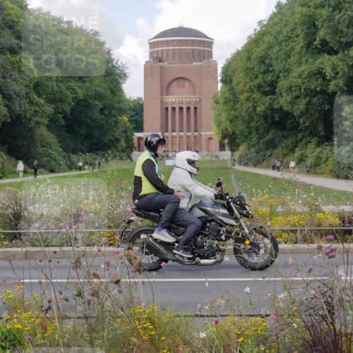 14.09.2025 - Stadtparktriathlon Michael Burmester http://msf.ph/oto/8901589 14.09.2025 13:17:39 Radfahren 1427, 1454, 1488, 1499, 1510, 1522, 1544 meine-sportfotos.de
