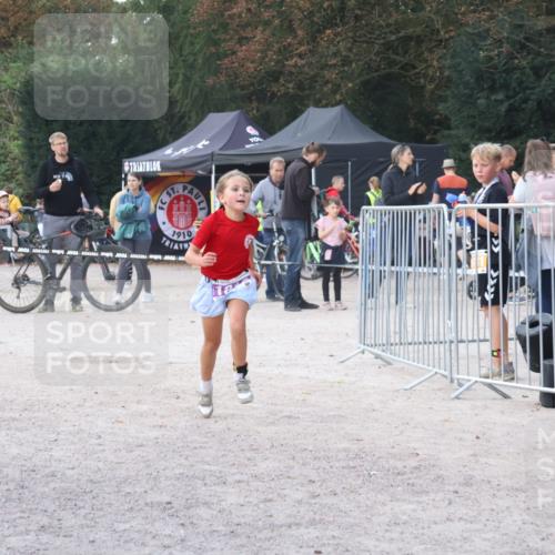 14.09.2025 - Stadtparktriathlon Strokosch-Dieckow http://msf.ph/oto/8901600 14.09.2025 15:04:52 Ziel 1812, 1837 meine-sportfotos.de
