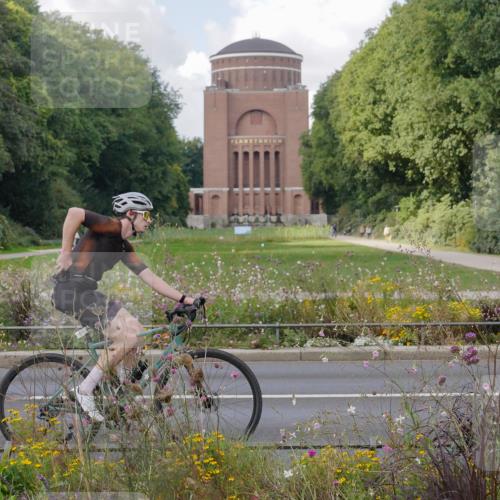 14.09.2025 - Stadtparktriathlon Michael Burmester http://msf.ph/oto/8901621 14.09.2025 13:17:59 Radfahren 1448, 1515 meine-sportfotos.de