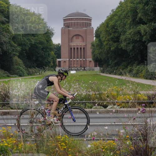 14.09.2025 - Stadtparktriathlon Michael Burmester http://msf.ph/oto/8901624 14.09.2025 09:26:25 Radfahren 320, 356, 381, 389, 415, 419, 439, 443, 447, 464, 472, 486, 495 meine-sportfotos.de
