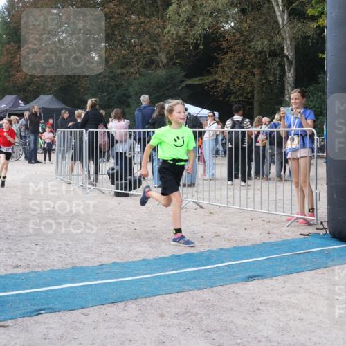 14.09.2025 - Stadtparktriathlon Strokosch-Dieckow http://msf.ph/oto/8901631 14.09.2025 15:05:04 Ziel 1792, 1801, 1813, 1838 meine-sportfotos.de