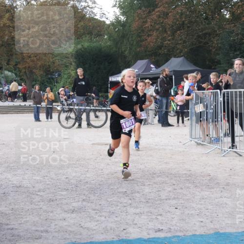 14.09.2025 - Stadtparktriathlon Strokosch-Dieckow http://msf.ph/oto/8901653 14.09.2025 15:05:09 Ziel 1792, 1801, 1803, 1813, 1855 meine-sportfotos.de
