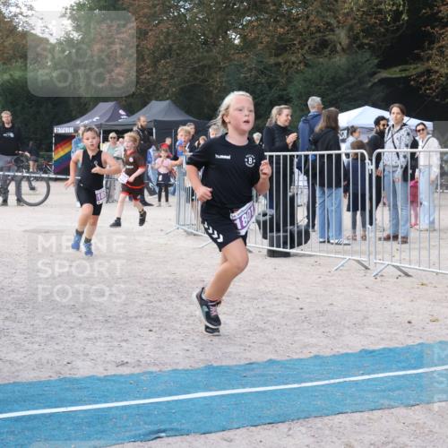 14.09.2025 - Stadtparktriathlon Strokosch-Dieckow http://msf.ph/oto/8901658 14.09.2025 15:05:10 Ziel 1792, 1801, 1803, 1813, 1855 meine-sportfotos.de