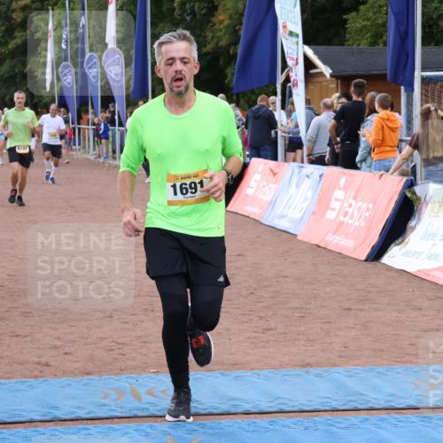 14.09.2025 - Airport Race Strokosch-Dieckow http://msf.ph/oto/8901665 14.09.2025 12:32:10 Ziel 273, 392, 678, 969, 1425, 1691, 1698, 4132 meine-sportfotos.de