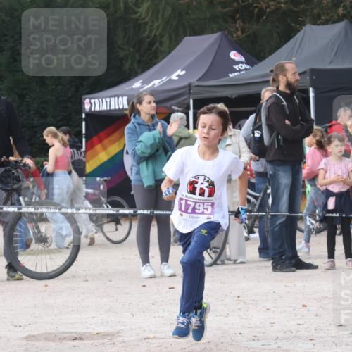 14.09.2025 - Stadtparktriathlon Strokosch-Dieckow http://msf.ph/oto/8901691 14.09.2025 15:05:16 Ziel 1795, 1801, 1803, 1855 meine-sportfotos.de