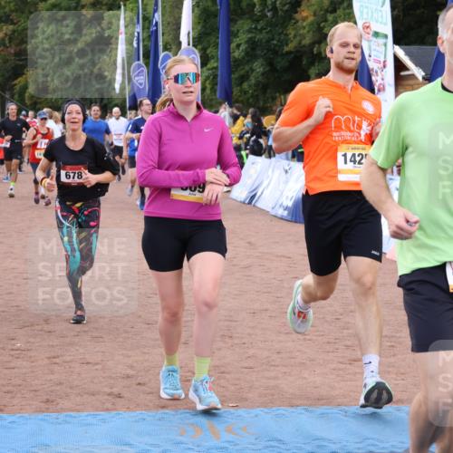 14.09.2025 - Airport Race Strokosch-Dieckow http://msf.ph/oto/8901692 14.09.2025 12:32:16 Ziel 269, 303, 421, 494, 678, 735, 743, 856, 969, 1425, 1698, 1816, 2110, 4132 meine-sportfotos.de