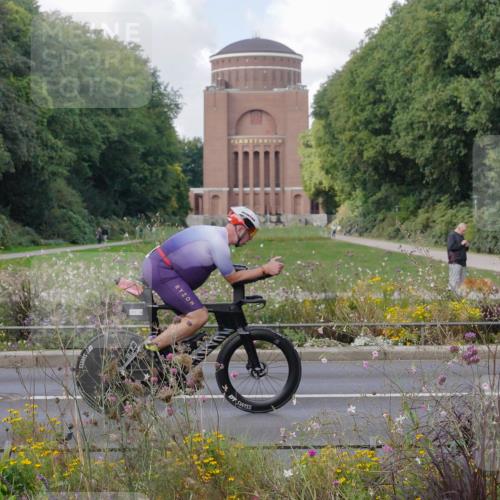 14.09.2025 - Stadtparktriathlon Michael Burmester http://msf.ph/oto/8901700 14.09.2025 13:19:01 Radfahren 1343, 1472, 1511 meine-sportfotos.de