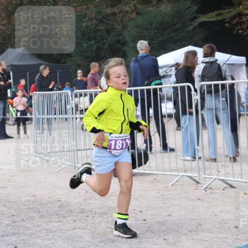 14.09.2025 - Stadtparktriathlon Strokosch-Dieckow http://msf.ph/oto/8901717 14.09.2025 15:06:01 Ziel 1811 meine-sportfotos.de