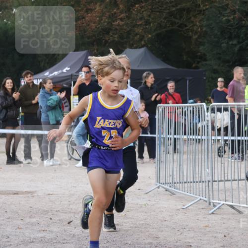 14.09.2025 - Stadtparktriathlon Strokosch-Dieckow http://msf.ph/oto/8901730 14.09.2025 15:06:19 Ziel 1817, 1856 meine-sportfotos.de
