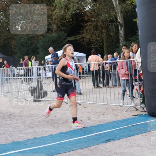 14.09.2025 - Stadtparktriathlon Strokosch-Dieckow http://msf.ph/oto/8901748 14.09.2025 15:06:22 Ziel 1817, 1856 meine-sportfotos.de