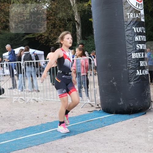 14.09.2025 - Stadtparktriathlon Strokosch-Dieckow http://msf.ph/oto/8901750 14.09.2025 15:06:23 Ziel 1817, 1856 meine-sportfotos.de