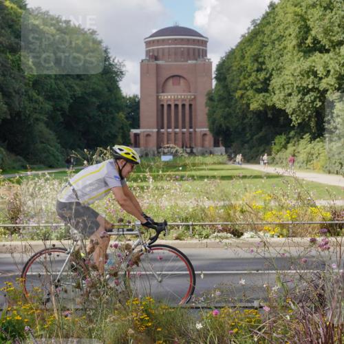 14.09.2025 - Stadtparktriathlon Michael Burmester http://msf.ph/oto/8901767 14.09.2025 13:19:51 Radfahren 1357, 1376, 1397, 1494, 1537, 1541, 1620 meine-sportfotos.de