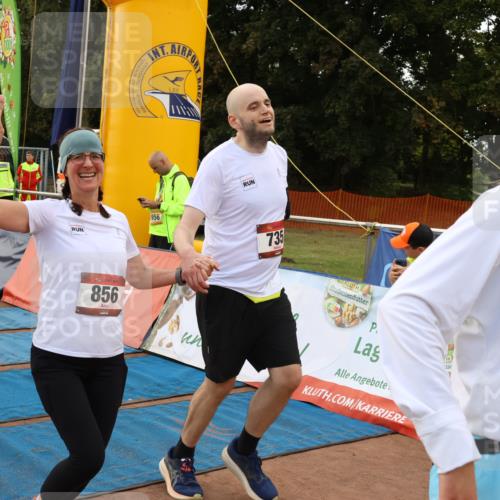 14.09.2025 - Airport Race Strokosch-Dieckow http://msf.ph/oto/8901772 14.09.2025 12:32:26 Ziel 269, 421, 494, 594, 682, 735, 769, 856, 887, 994, 1117, 1153, 1709, 1765, 1805, 1816, 1903, 2110, 2129, 4272 meine-sportfotos.de