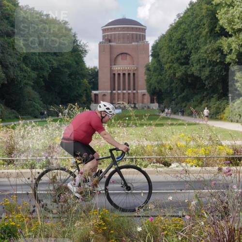 14.09.2025 - Stadtparktriathlon Michael Burmester http://msf.ph/oto/8901776 14.09.2025 13:19:58 Radfahren 1357, 1376, 1426, 1526, 1541, 1571 meine-sportfotos.de