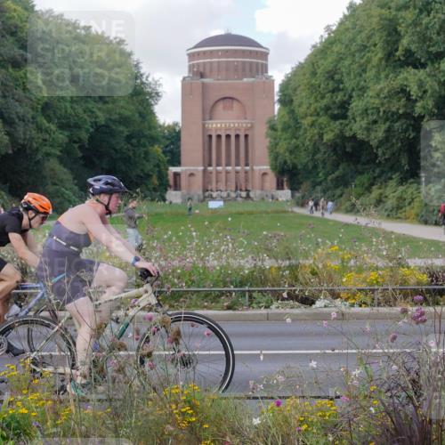 14.09.2025 - Stadtparktriathlon Michael Burmester http://msf.ph/oto/8901787 14.09.2025 13:20:19 Radfahren 1341, 1497, 1513, 1581, 1596, 1605, 1607 meine-sportfotos.de