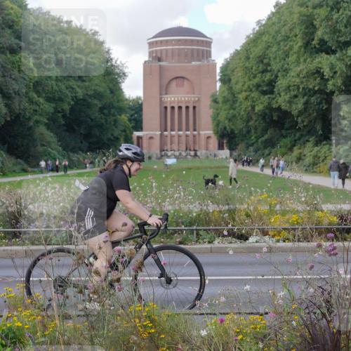 14.09.2025 - Stadtparktriathlon Michael Burmester http://msf.ph/oto/8901817 14.09.2025 13:20:48 Radfahren 1434, 1435, 1463, 1483, 1579, 1603 meine-sportfotos.de