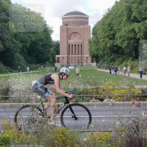 14.09.2025 - Stadtparktriathlon Michael Burmester http://msf.ph/oto/8901844 14.09.2025 13:21:20 Radfahren 1547, 1578, 1580 meine-sportfotos.de
