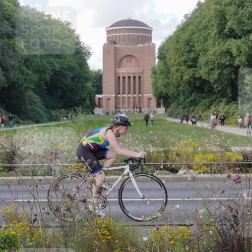 14.09.2025 - Stadtparktriathlon Michael Burmester http://msf.ph/oto/8901855 14.09.2025 13:21:40 Radfahren 1469, 1530, 1538, 1552, 1564 meine-sportfotos.de