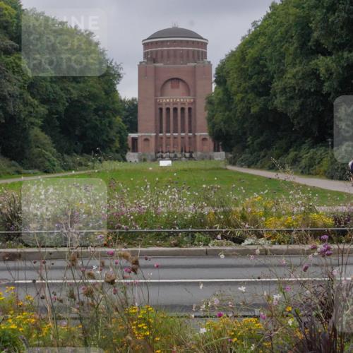 14.09.2025 - Stadtparktriathlon Michael Burmester http://msf.ph/oto/8901865 14.09.2025 09:28:47 Radfahren 398, 410 meine-sportfotos.de