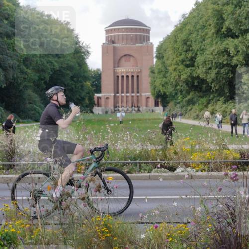 14.09.2025 - Stadtparktriathlon Michael Burmester http://msf.ph/oto/8901883 14.09.2025 13:22:08 Radfahren 1452, 1487, 1505, 1577, 1604 meine-sportfotos.de