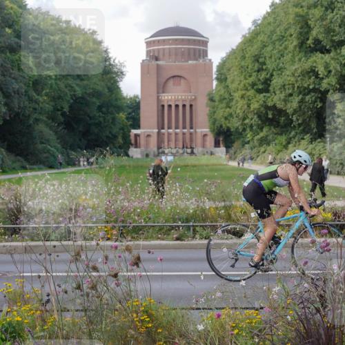 14.09.2025 - Stadtparktriathlon Michael Burmester http://msf.ph/oto/8901889 14.09.2025 13:22:16 Radfahren 1430, 1444, 1452, 1548, 1577 meine-sportfotos.de