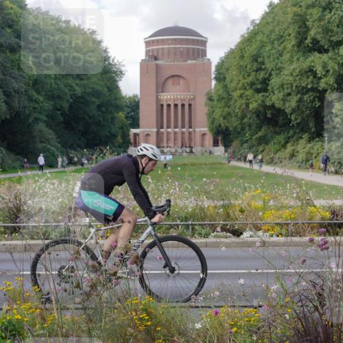 14.09.2025 - Stadtparktriathlon Michael Burmester http://msf.ph/oto/8901909 14.09.2025 13:22:33 Radfahren 1468, 1492, 1536, 1599, 1610 meine-sportfotos.de