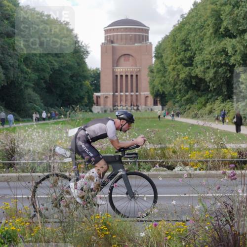 14.09.2025 - Stadtparktriathlon Michael Burmester http://msf.ph/oto/8901914 14.09.2025 13:22:41 Radfahren 1423, 1471, 1492, 1535, 1599 meine-sportfotos.de