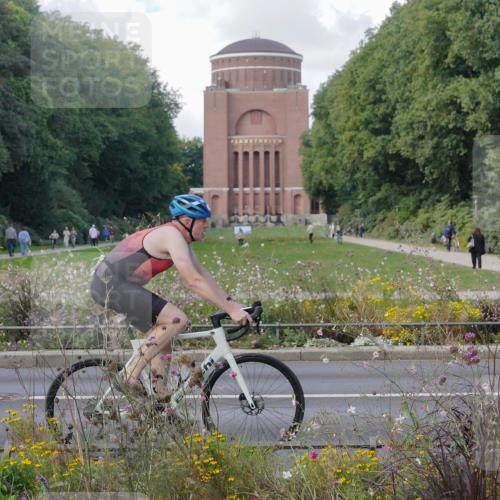 14.09.2025 - Stadtparktriathlon Michael Burmester http://msf.ph/oto/8901917 14.09.2025 13:22:42 Radfahren 1423, 1471, 1492, 1535, 1599 meine-sportfotos.de