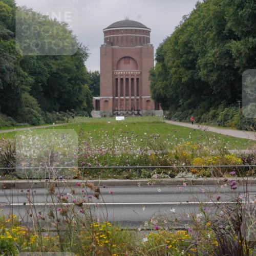 14.09.2025 - Stadtparktriathlon Michael Burmester http://msf.ph/oto/8901927 14.09.2025 09:29:22 Radfahren 406, 462, 466, 478 meine-sportfotos.de