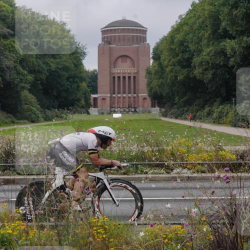 14.09.2025 - Stadtparktriathlon Michael Burmester http://msf.ph/oto/8901936 14.09.2025 09:29:26 Radfahren 406, 437, 460, 462, 466, 478 meine-sportfotos.de