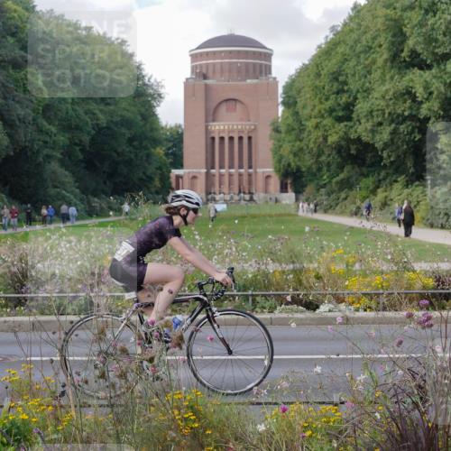 14.09.2025 - Stadtparktriathlon Michael Burmester http://msf.ph/oto/8901940 14.09.2025 13:23:04 Radfahren 1451, 1456, 1481, 1491, 1612 meine-sportfotos.de