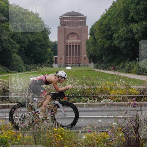 14.09.2025 - Stadtparktriathlon Michael Burmester http://msf.ph/oto/8901942 14.09.2025 09:29:27 Radfahren 406, 418, 437, 460, 462, 466, 478 meine-sportfotos.de