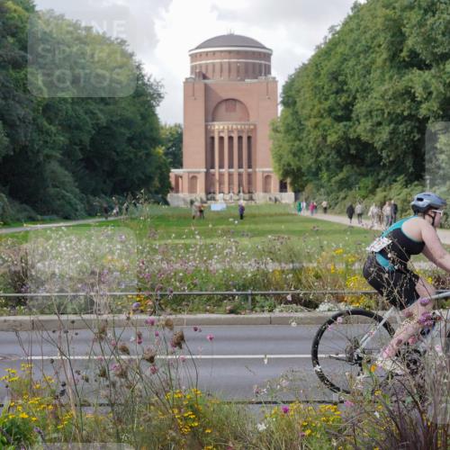 14.09.2025 - Stadtparktriathlon Michael Burmester http://msf.ph/oto/8901984 14.09.2025 13:24:06 Radfahren 1429, 1441, 1506, 1606, 1615 meine-sportfotos.de