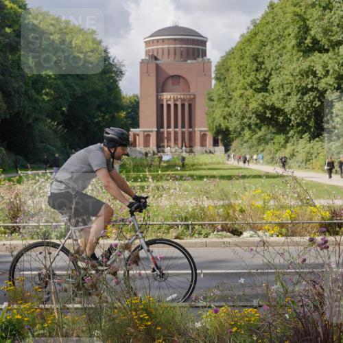 14.09.2025 - Stadtparktriathlon Michael Burmester http://msf.ph/oto/8902005 14.09.2025 13:24:27 Radfahren 1459, 1477, 1496, 1569 meine-sportfotos.de