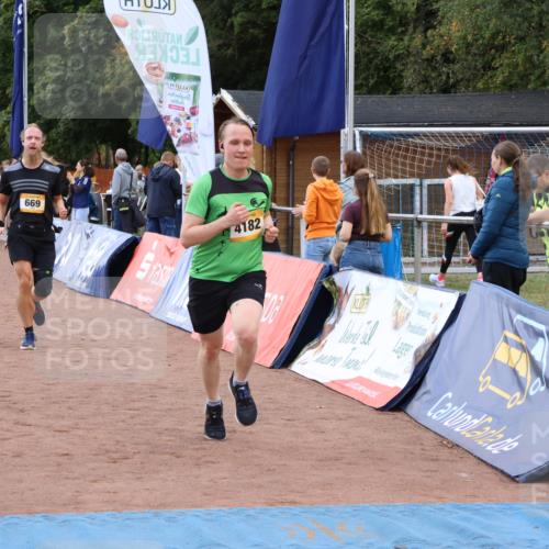 14.09.2025 - Airport Race Strokosch-Dieckow http://msf.ph/oto/8902075 14.09.2025 12:34:41 Ziel 669, 731, 1518, 1648, 2007, 4182 meine-sportfotos.de