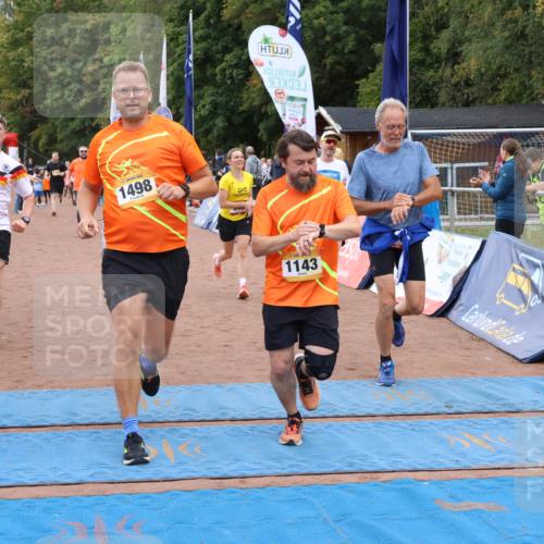 14.09.2025 - Airport Race Strokosch-Dieckow http://msf.ph/oto/8902132 14.09.2025 12:35:23 Ziel 71, 237, 310, 606, 665, 840, 937, 1143, 1291, 1498, 1836, 2036, 2143, 4110 meine-sportfotos.de