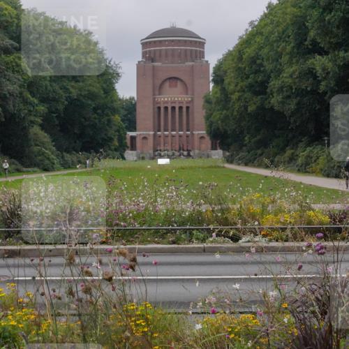 14.09.2025 - Stadtparktriathlon Michael Burmester http://msf.ph/oto/8902154 14.09.2025 09:30:05 Radfahren 394, 412, 450, 484 meine-sportfotos.de