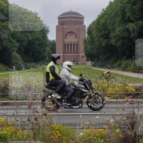 14.09.2025 - Stadtparktriathlon Michael Burmester http://msf.ph/oto/8902186 14.09.2025 09:30:48 Radfahren 399 meine-sportfotos.de