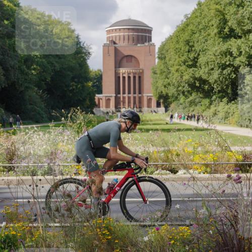 14.09.2025 - Stadtparktriathlon Michael Burmester http://msf.ph/oto/8902198 14.09.2025 13:25:18 Radfahren 1442, 1462, 1479, 1521, 1568, 1586, 1609 meine-sportfotos.de