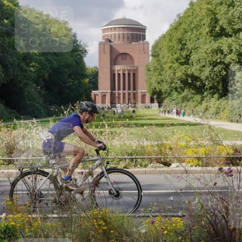 14.09.2025 - Stadtparktriathlon Michael Burmester http://msf.ph/oto/8902218 14.09.2025 13:25:38 Radfahren 1511, 1517, 1553 meine-sportfotos.de