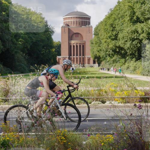 14.09.2025 - Stadtparktriathlon Michael Burmester http://msf.ph/oto/8902230 14.09.2025 13:25:56 Radfahren 1427, 1472, 1498, 1507, 1522, 1546, 1598 meine-sportfotos.de