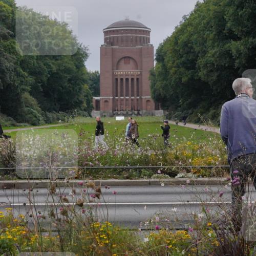 14.09.2025 - Stadtparktriathlon Michael Burmester http://msf.ph/oto/8902236 14.09.2025 09:32:16 Radfahren 468 meine-sportfotos.de