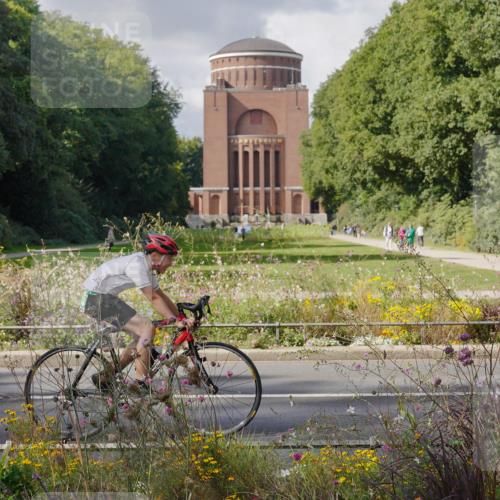 14.09.2025 - Stadtparktriathlon Michael Burmester http://msf.ph/oto/8902237 14.09.2025 13:26:10 Radfahren 1454, 1583, 1611 meine-sportfotos.de