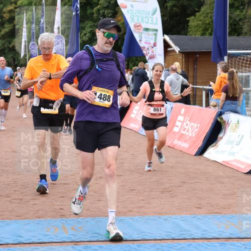 14.09.2025 - Airport Race Strokosch-Dieckow http://msf.ph/oto/8902241 14.09.2025 12:36:04 Ziel 505, 861, 863, 1038, 1072, 1481, 1488, 1695, 2034, 2109, 2157, 2179, 4131, 4138, 4139 meine-sportfotos.de