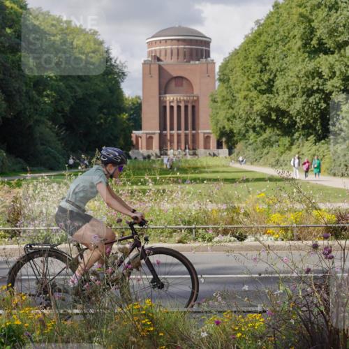 14.09.2025 - Stadtparktriathlon Michael Burmester http://msf.ph/oto/8902261 14.09.2025 13:26:34 Radfahren 1467, 1515, 1620 meine-sportfotos.de