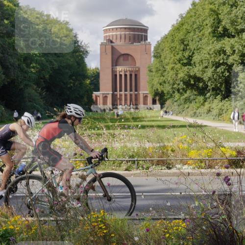 14.09.2025 - Stadtparktriathlon Michael Burmester http://msf.ph/oto/8902275 14.09.2025 13:26:56 Radfahren 1436, 1447, 1448, 1493, 1494, 1526, 1571, 1587, 1589, 1591 meine-sportfotos.de