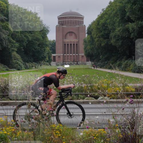 14.09.2025 - Stadtparktriathlon Michael Burmester http://msf.ph/oto/8902281 14.09.2025 09:33:10 Radfahren 452, 454, 464, 482, 483 meine-sportfotos.de