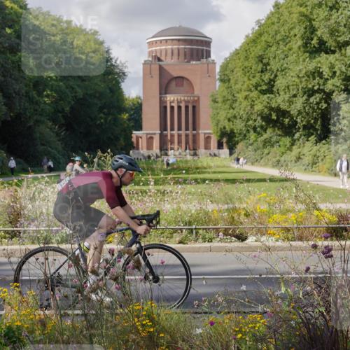 14.09.2025 - Stadtparktriathlon Michael Burmester http://msf.ph/oto/8902286 14.09.2025 13:26:59 Radfahren 1436, 1447, 1493, 1526, 1537, 1549, 1571, 1573, 1587, 1591 meine-sportfotos.de