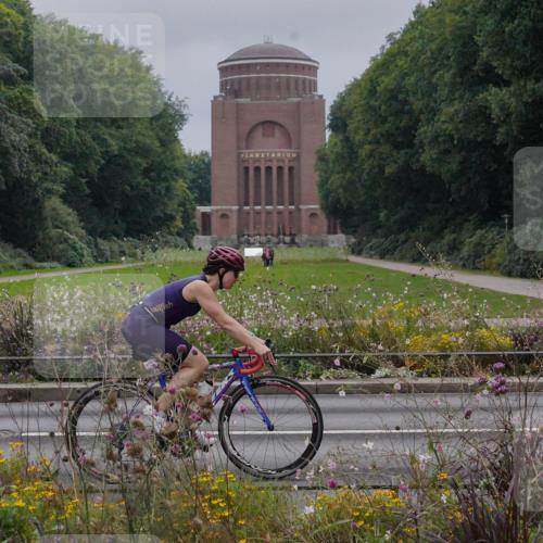 14.09.2025 - Stadtparktriathlon Michael Burmester http://msf.ph/oto/8902306 14.09.2025 09:33:33 Radfahren 420, 443, 459, 486, 495 meine-sportfotos.de