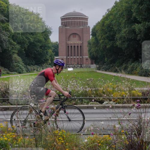 14.09.2025 - Stadtparktriathlon Michael Burmester http://msf.ph/oto/8902327 14.09.2025 09:34:04 Radfahren 395, 415, 469, 503 meine-sportfotos.de